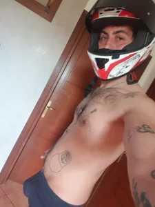 Alice_DanielPublic Bild