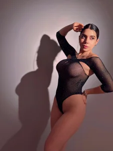 AmyWalker_ sexy, naughty and hot that's what I am Pic 3