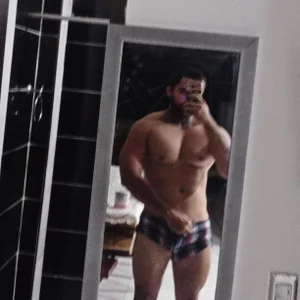 aronmiller404 aron miller time  2. fénykép