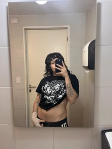 Hot 🥵 de zoe_secrets  3 Imagens