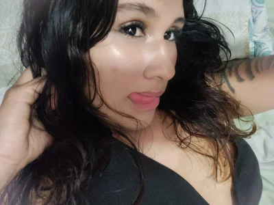 isa-cute8 Public Foto 4