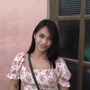 AluxeKristine Public Foto