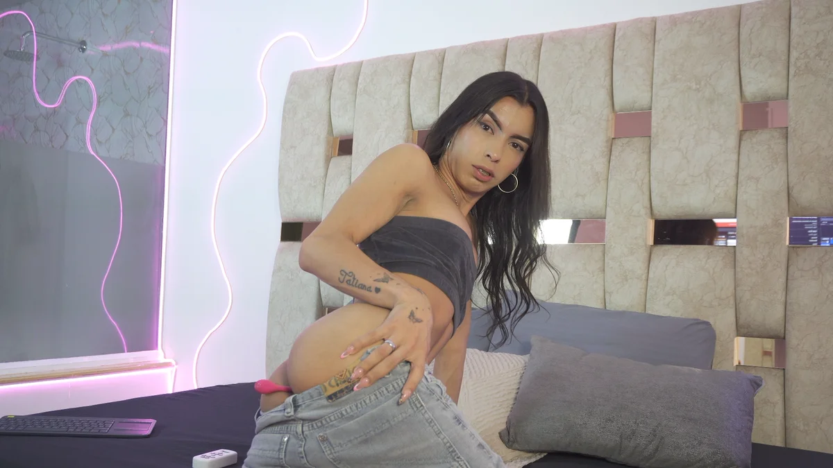 Fernanda_thail_ immagine di tendenza 1763