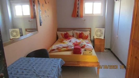 Apartment de barenfan  8 photos