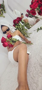 EmiliBonnie: Public ( фото)