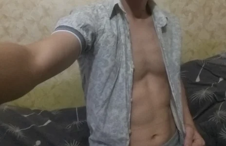Mark_Femboy kullanıcısının Public albümü -  4 fotoğraf