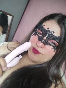 Coqueta.🫦😋🫦😘🫦😋😘🫦 de WanLuz  2 Imagens