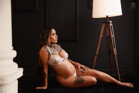 NicoleBlum A new face: lace, skin and something else Pic 5