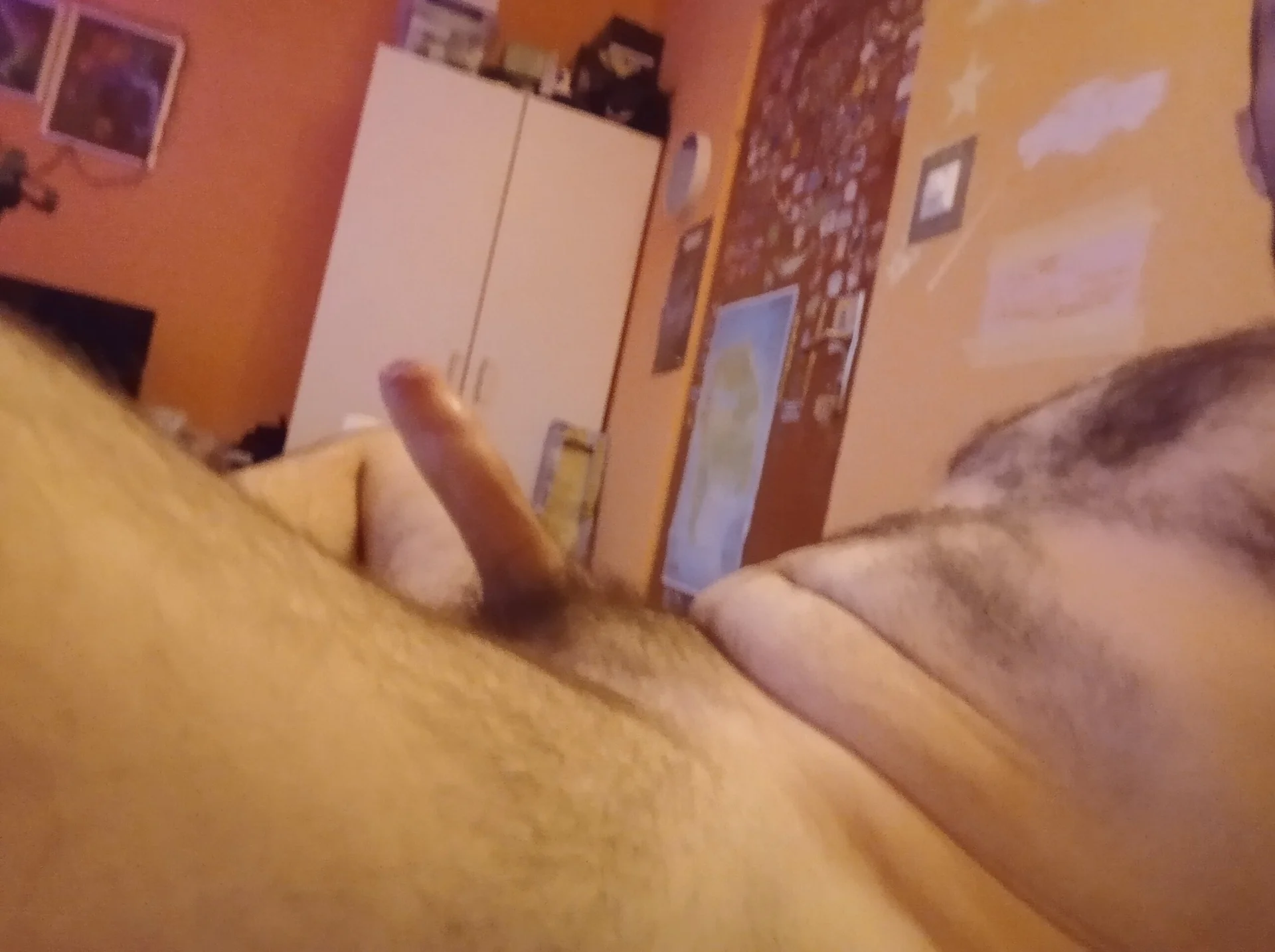 Handsomepornguy87のPublicの 2枚の写真