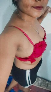 Besharam_Riya Public slika 5