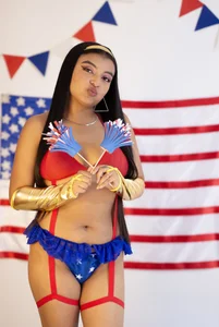 sweet_cinamon JULY 4 ❤️🩵🤍 Foto 3