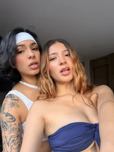LucyRivera Alice and I 💋👯‍♀️ Fotka 4