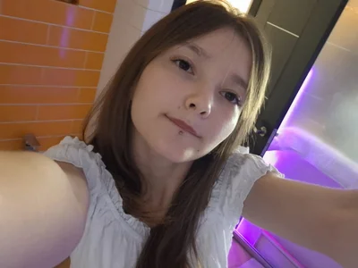 DongMolt White cute dress :) Pic