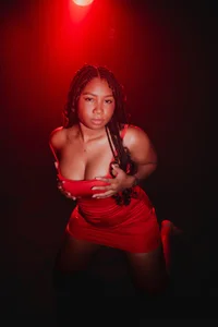 Amara_black44 hey Pic 4