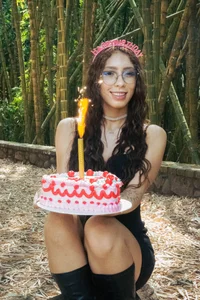 Miranditta My 20th birthday 👀🥳💘 사진 3