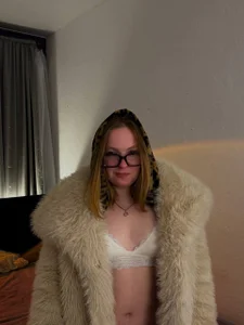 Elizabeth_Walsonnew look?图片