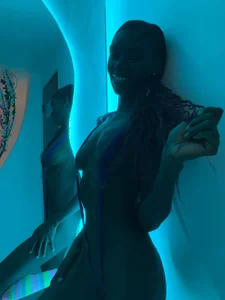 bonieklent: blue lights ( фото)