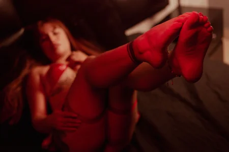 Liah_ferrer Let yourself be seduced by my beauty and imagination 사진