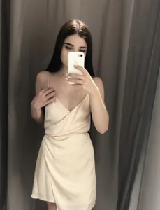 AshleyAmor Public slika