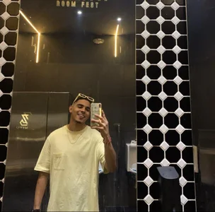 Lucca__ Public صورة واحدة|Lucca__ Public صورتان|Lucca__ Public  3 صور|Lucca__ Public  3 صورة