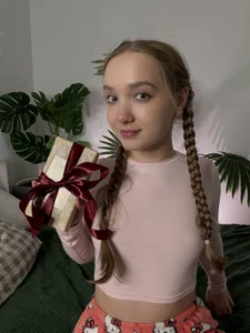 bambi_lu ✨🤍EPIC GOAL 🤍 packing phone to my grandmother🤍✨ Immagine  9