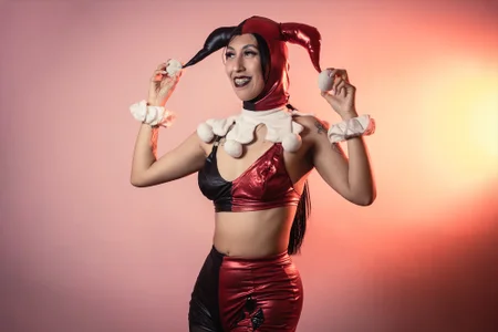 Arianaa_Taylor happy Halloween зображення