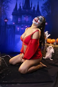 Issafoxx “Chaos, desire and red paint…” 💋🖤 зображення