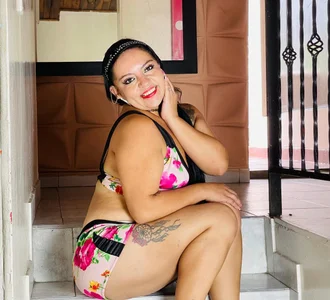 LetzaMonrroe Public Pic 2