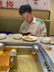 yichen008 帅气照 صورة واحدة|yichen008 帅气照 صورتان|yichen008 帅气照  2 صور|yichen008 帅气照  2 صورة
