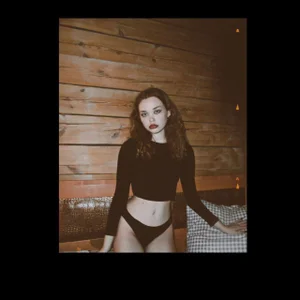 LunaBir Im home... Pic