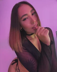 Cheerry1 Ur girlfriend 💜 Pic 4