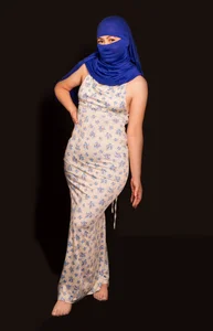 Pretty lady in blue 💙 de AdaraLeen  2 photos