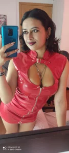 Andy_Eagleton_20_ The night keeps secrets...I wait for you always with me 🫦 Foto