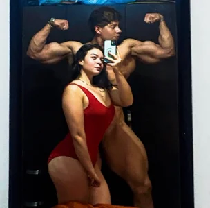 Public de Titan_and_Venus Foto