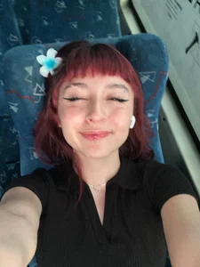 dafnne__hall <33 Pic