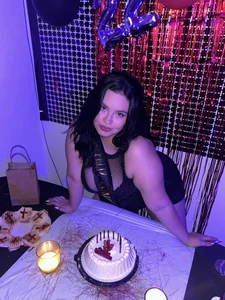 Happy birthday to me 🫶🏻✨ od Emily_Taylor2  2 snímek