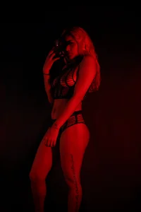 Michelle-Daniels “Hidden face, dangerous intentions. 🔥🥀” Pic 6