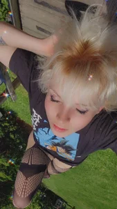 Public de Beautiful_Disaster_BDSM  2 photos
