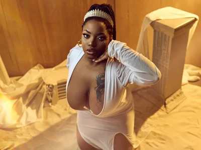 Zdjęcia SheilaCoopers_ Beware of falling into my hypnotic hands:  2