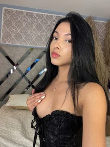 I feel sexy and elegant 🤭 de danna_peters  4 photos