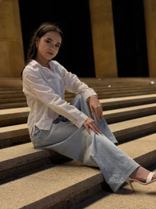 Public de CourtneyBasbas  4 Imagens