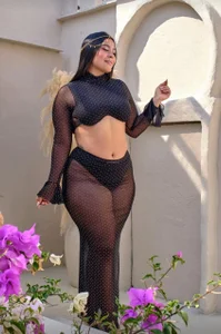 VictoriaPowell Goddess and curvy🌹 Foto 5