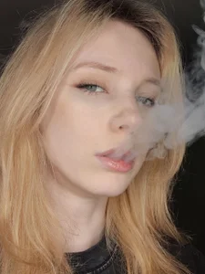 Fafa_Fluffim a princess :3 Bild 5