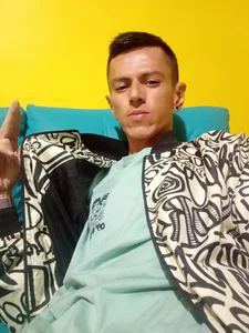 andy_dwels777 Public Poză 3