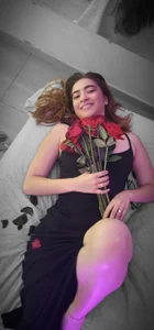 Shanntal_Flower on my bed图片 3