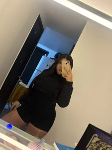 ⋆𐙚₊˚⊹♡ od samantha_wilden  5 snímek