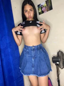 Jade_connor Mi prima de 15 años Pic 3
