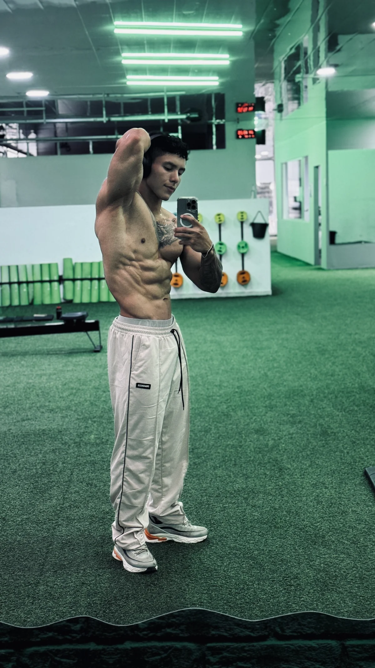 Трендове зображення  249 JAYCAM_