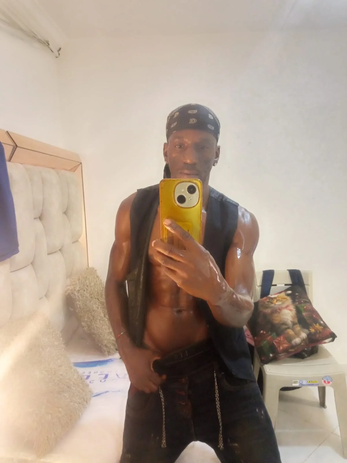 صور Titan_Moreno_ الرائجة  930