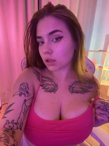 Vikki_toriya Pink mood Pic